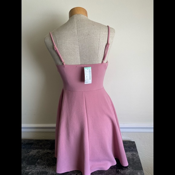 PINK DRESS 👗 - Picture 3 of 7